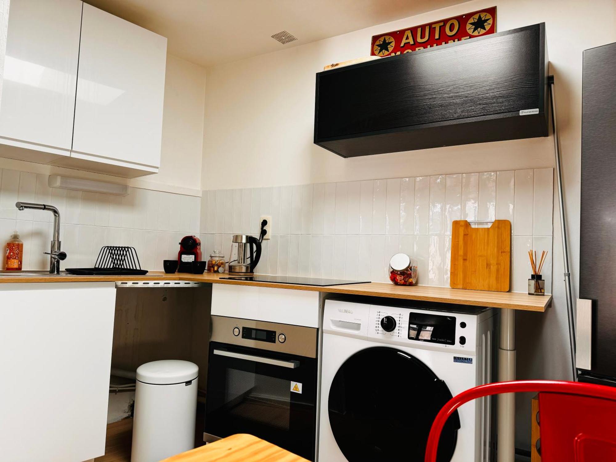 Apartament Le Petit Re, Hypercentre, Garage Prive, Terrasse Niort Zewnętrze zdjęcie